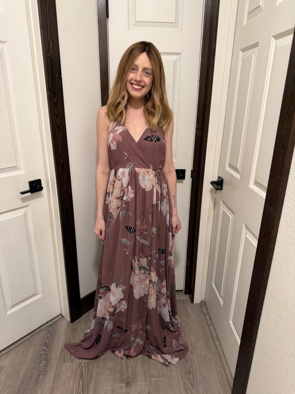 Mauve Floral V-Neck Maxi Dress
